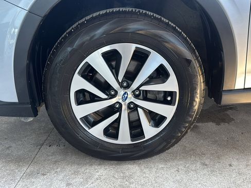 Certified 2021 Subaru Outback AWD/4WD image 35