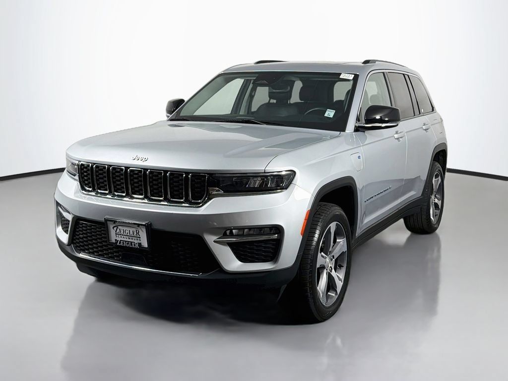 Used 2022 Jeep Grand Cherokee Limited 4xe AWD/4WD image 3