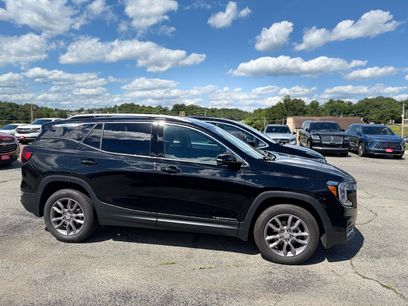 Used 2024 GMC Terrain SLT