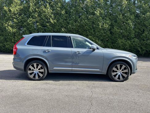 Certified 2022 Volvo XC90 T6 Inscription w/ Lounge Package image 2