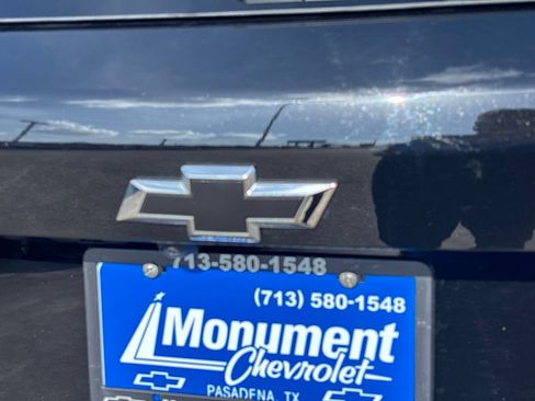 Used 2026 Chevrolet Equinox ACTIV w/ Convenience Package III FWD image 12