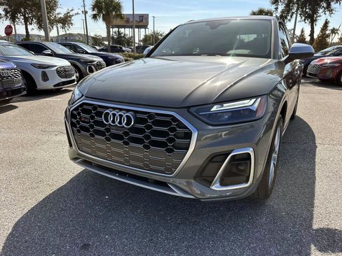Used 2023 Audi SQ5 Premium Plus w/ Premium Plus Package image 8