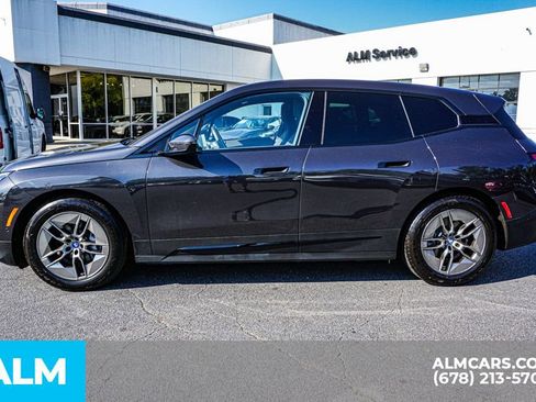 Used 2022 BMW iX xDrive50 w/ Dynamic Handling Package image 6