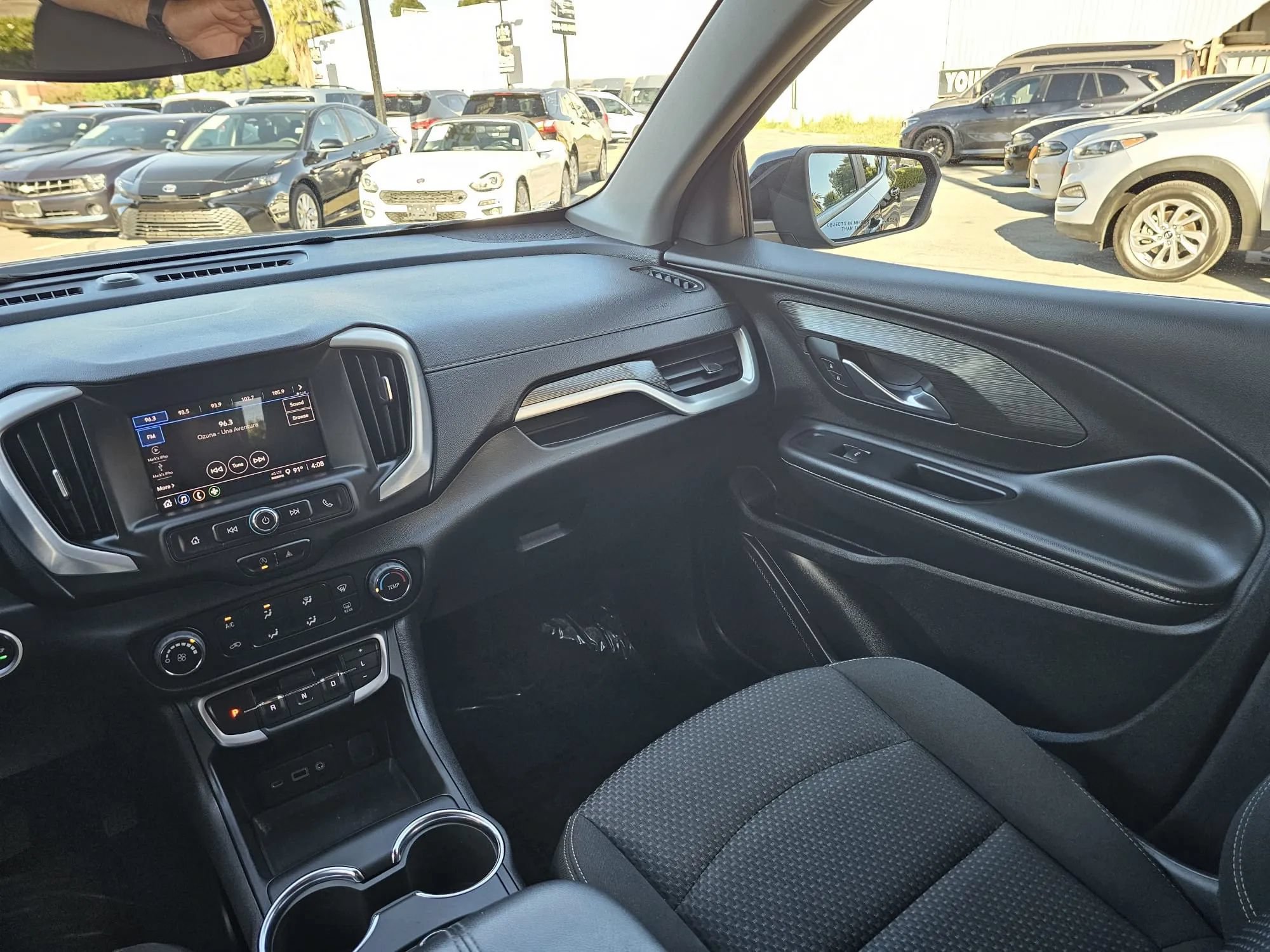 Used 2024 GMC Terrain SLE FWD image 18