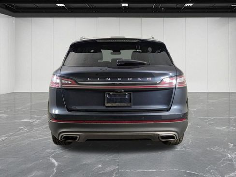 Used 2022 Lincoln Nautilus Reserve image 4