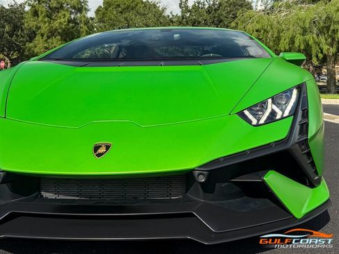 Used 2026 Lamborghini Temerario AWD/4WD image 3