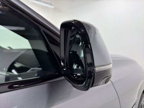 Used 2024 BMW X6 xDrive40i w/ Premium Package image 26