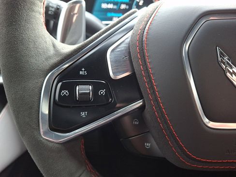 Used 2023 Chevrolet Corvette Stingray Premium Cpe w/ Z51 Performance Package image 21