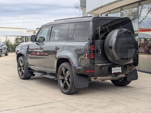 Used 2024 Land Rover Defender 110 X-Dynamic SE image 3