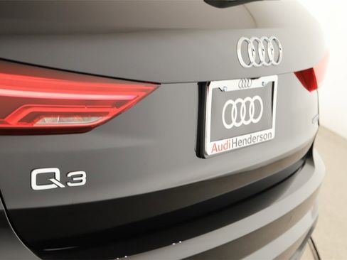 New 2025 Audi Q3 2.0T Premium image 29