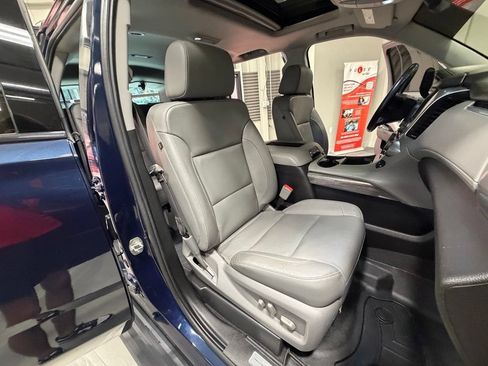 Used 2020 Chevrolet Tahoe LT w/ Luxury Package AWD/4WD image 4