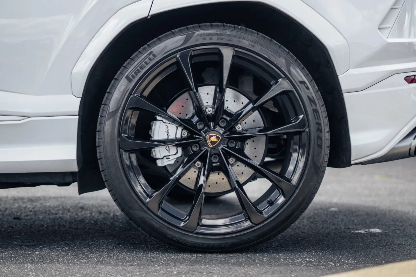 Used 2021 Lamborghini Urus AWD/4WD image 20