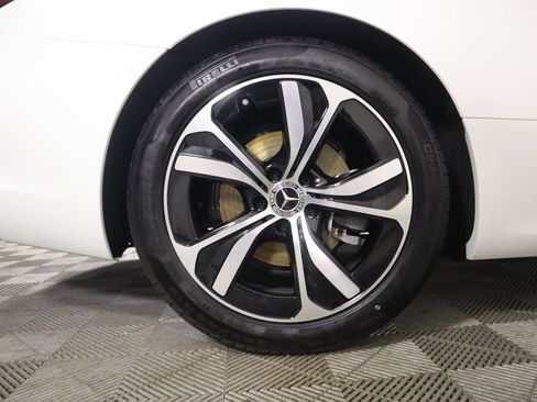 Certified 2025 Mercedes-Benz CLE 300 4MATIC Cabriolet image 38