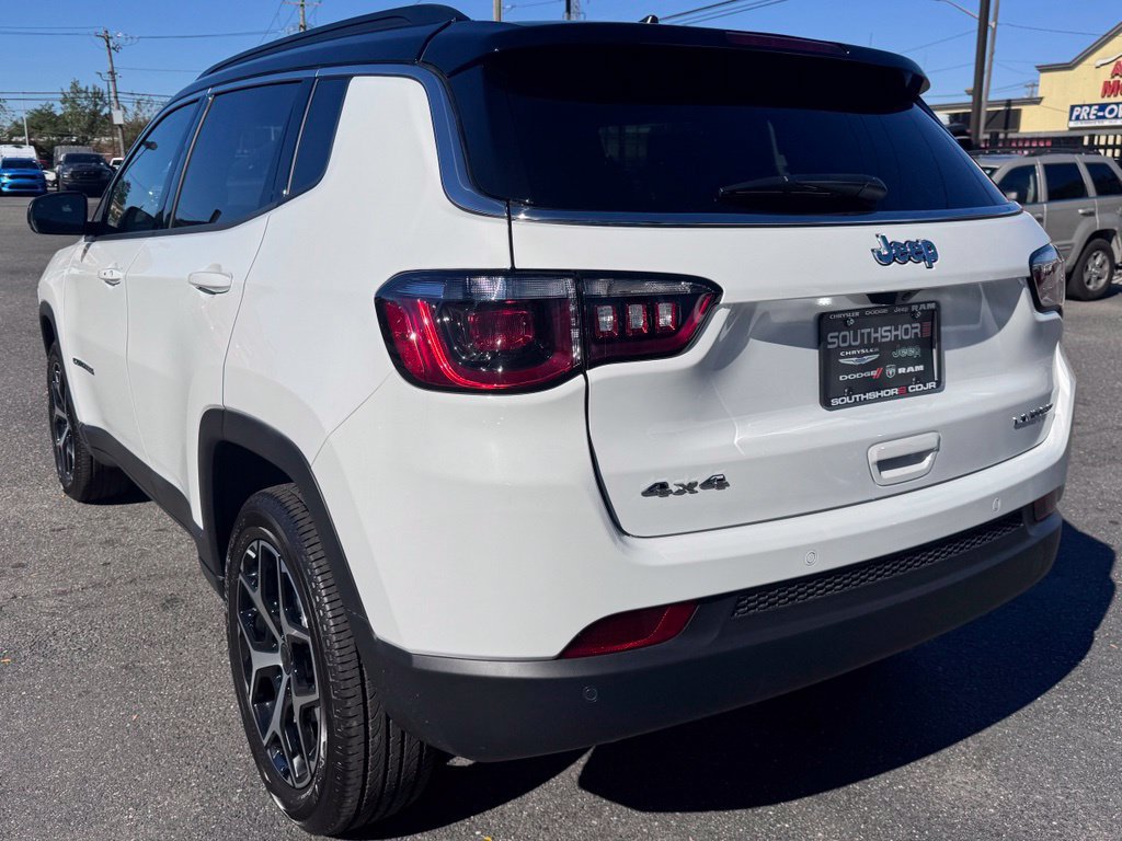 New 2026 Jeep Compass Limited w/ Sun, Sound & Navigation Group AWD/4WD image 5