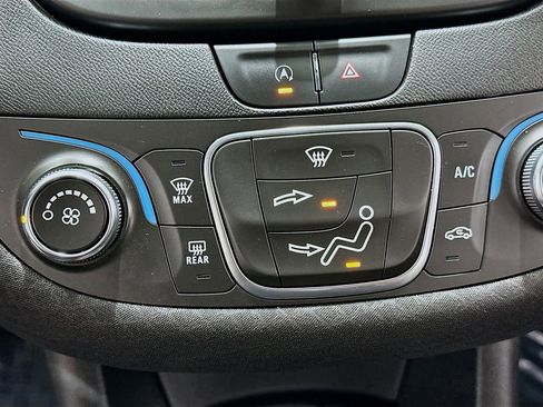 Used 2020 Chevrolet Malibu RS image 16