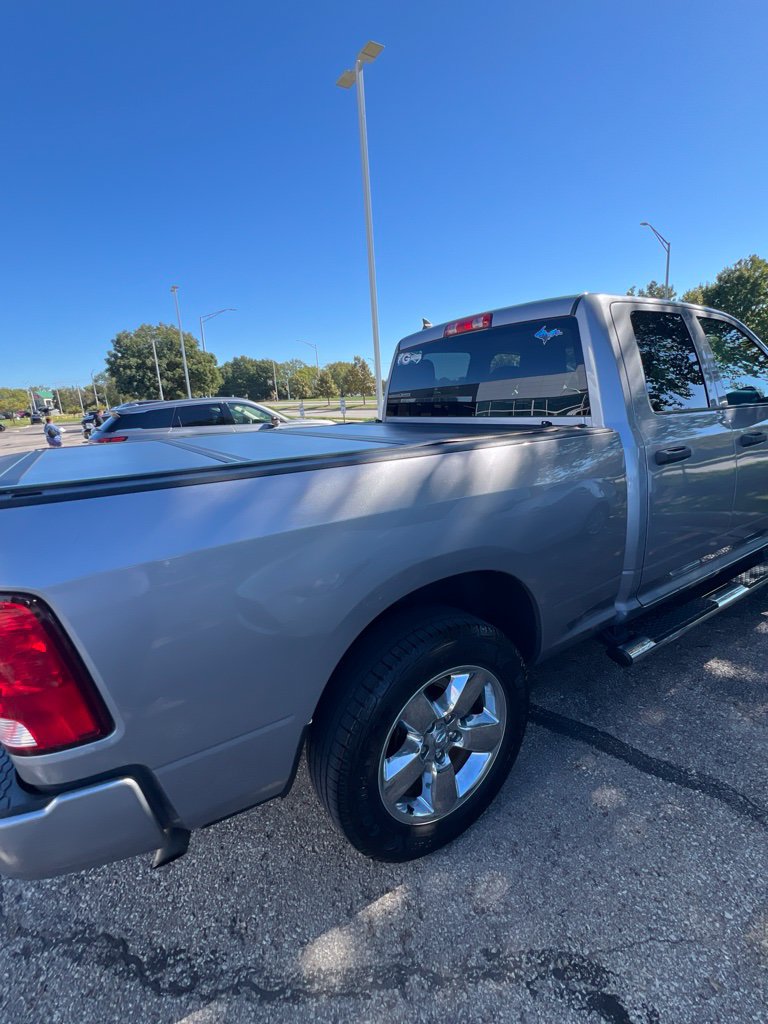 Used 2019 RAM 1500 Express w/ Express Value Package AWD/4WD image 9