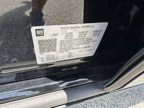 Used 2023 Buick Enclave Avenir w/ LPO, Floor Liner Package image 30