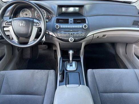 Used 2010 Honda Accord EX image 17