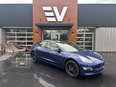 Used 2019 Tesla Model 3 Standard Range Plus