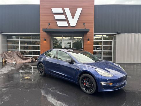 Used 2019 Tesla Model 3 Standard Range Plus RWD image 1