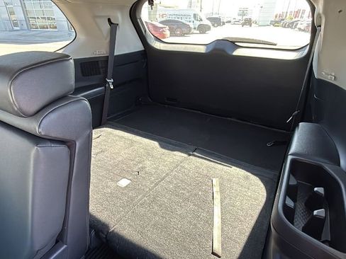 Used 2024 Toyota Grand Highlander XLE image 15