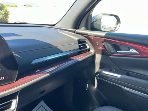 Used 2025 Chevrolet Traverse Z71 AWD/4WD image 25