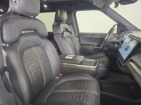 Used 2023 Rivian R1S Launch Edition AWD/4WD image 24