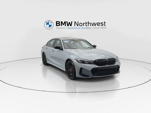 New 2026 BMW 330i xDrive Sedan w/ M Sport Package AWD/4WD image 7