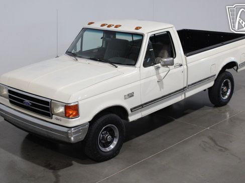 Used 1990 Ford F150 4x4 Regular Cab image 9
