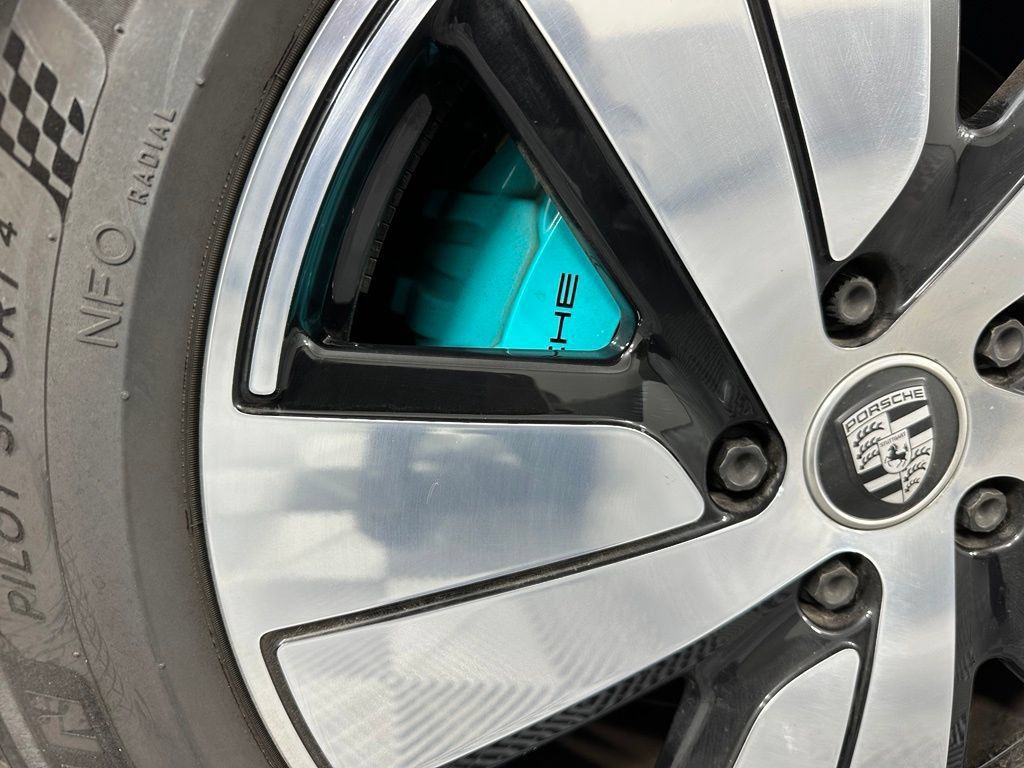 Certified 2021 Porsche Taycan RWD image 16