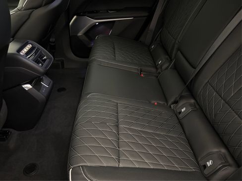 New 2026 Cadillac Lyriq V image 10