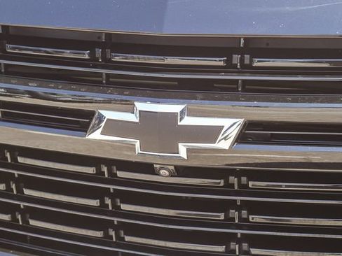 Used 2024 Chevrolet Suburban RST w/ Luxury Package RWD image 7