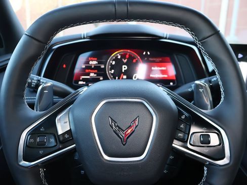 Used 2024 Chevrolet Corvette 2LT w/ Chrome Exterior Badge Package image 16