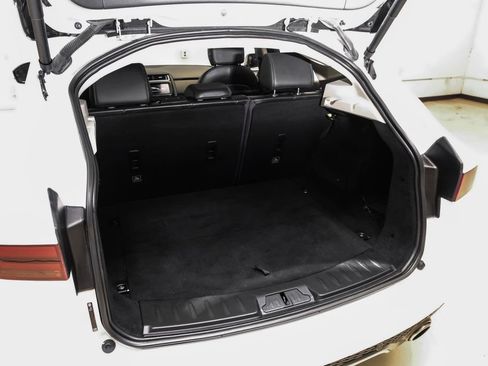 Used 2018 Jaguar E-PACE S AWD/4WD image 45