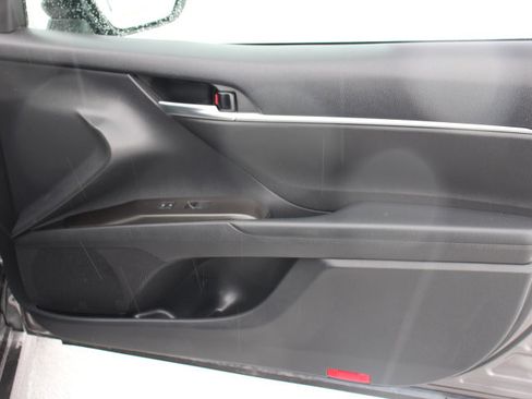 Certified 2024 Toyota Camry SE image 19
