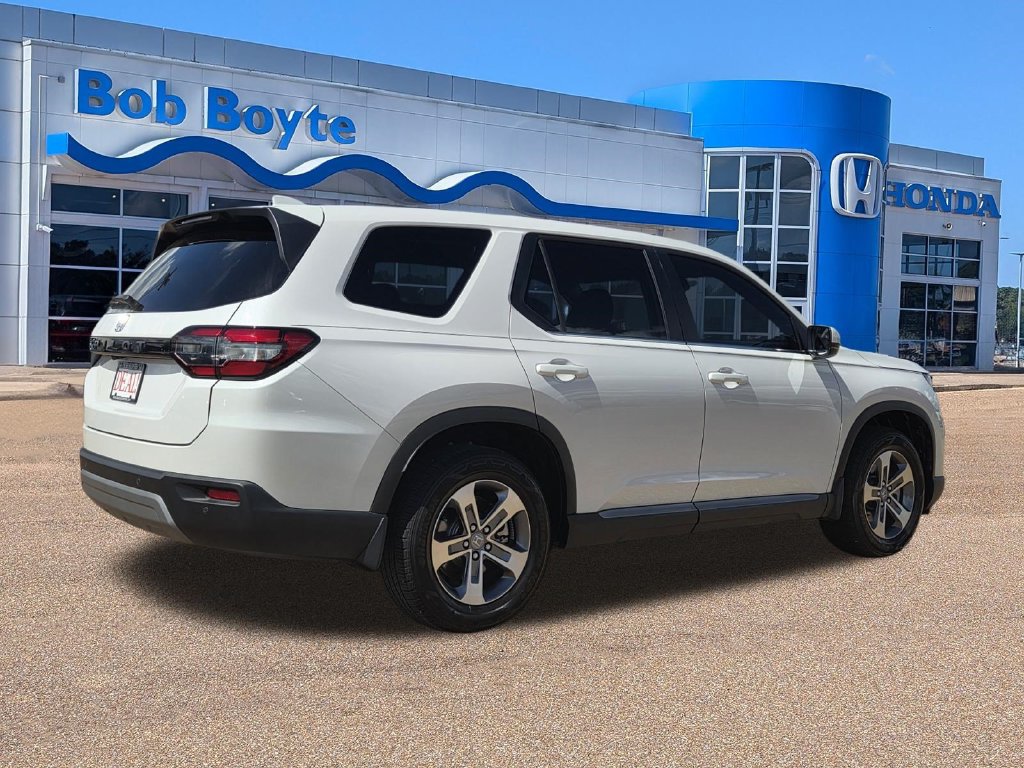 Certified 2025 Honda Pilot EX-L image 5