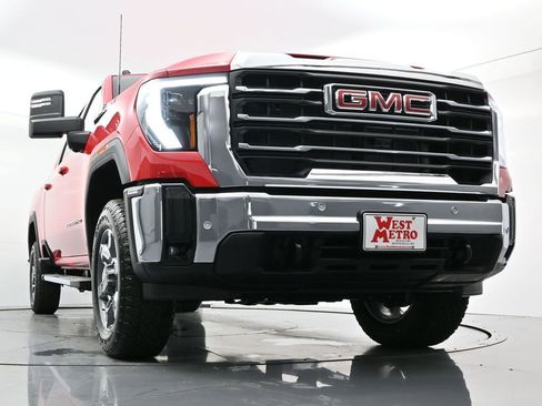 New 2026 GMC Sierra 3500 SLE w/ SLE Value Package AWD/4WD image 25