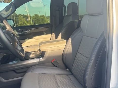 Used 2026 Chevrolet Silverado 1500 ZR2 image 10