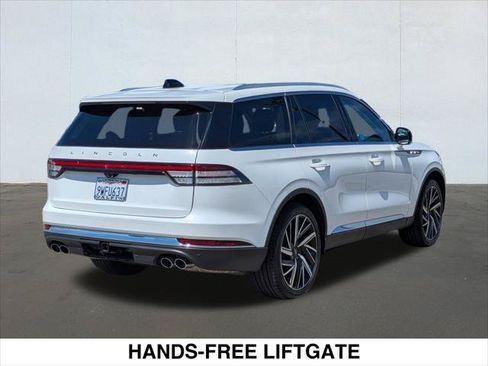 Used 2025 Lincoln Aviator Reserve w/ Equipment Group 201A AWD/4WD image 5