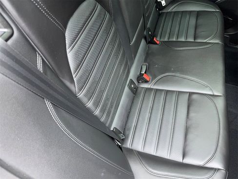 Used 2022 Alfa Romeo Stelvio Veloce image 51