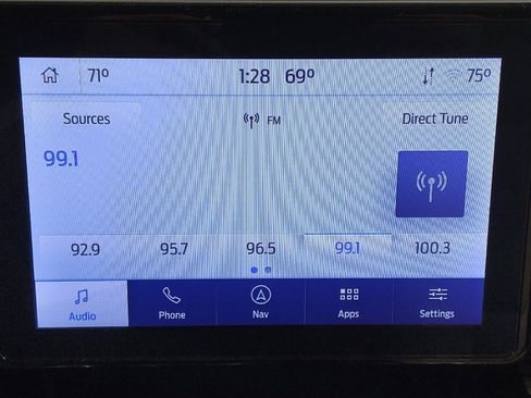 Used 2022 Ford Explorer Limited w/ Equipment Group 301A image 25