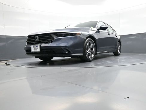 Certified 2023 Honda Accord EX image 26