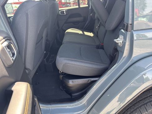 Used 2024 Jeep Wrangler Unlimited Sahara AWD/4WD image 23
