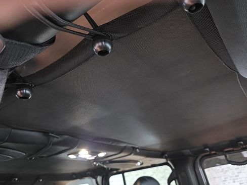 Used 2022 Jeep Wrangler Unlimited Sahara w/ Cold Weather Group image 17