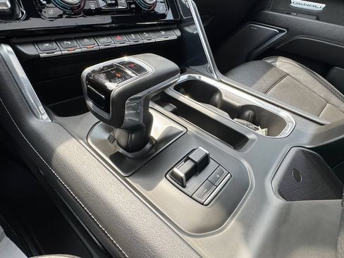 Used 2024 GMC Sierra 1500 Denali AWD/4WD image 29