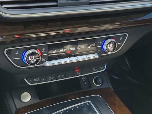 Used 2020 Audi Q5 2.0T Premium Plus w/ Premium Plus Package AWD/4WD image 14