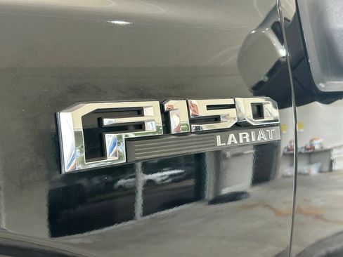 Used 2020 Ford F150 Lariat w/ Equipment Group 502A Luxury AWD/4WD image 15