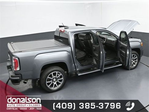 Used 2021 GMC Canyon Denali image 25