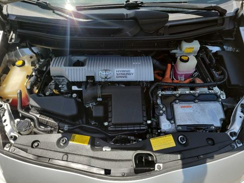 Used 2012 Toyota Prius Three FWD image 33