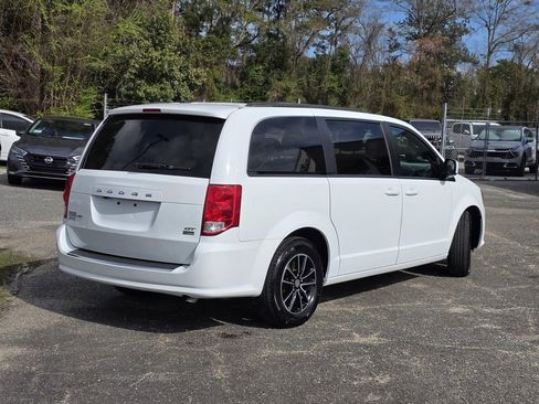 Used 2019 Dodge Grand Caravan GT image 6